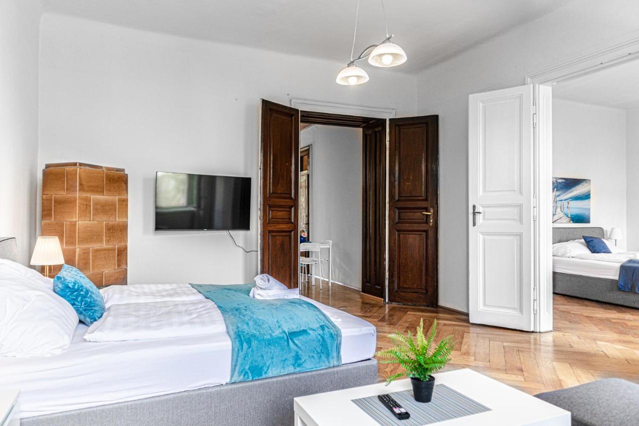 4 Great Apartment Akh - Ideal For Groups Of 19 Wien Eksteriør billede