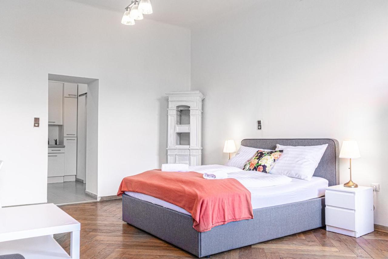 4 Great Apartment Akh - Ideal For Groups Of 19 Wien Eksteriør billede