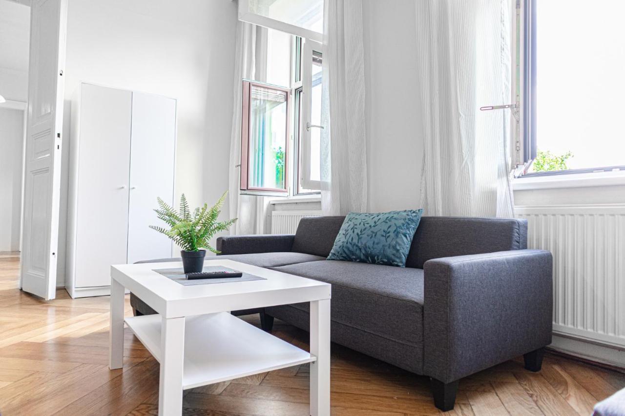 4 Great Apartment Akh - Ideal For Groups Of 19 Wien Eksteriør billede