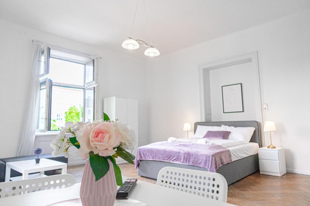 4 Great Apartment Akh - Ideal For Groups Of 19 Wien Eksteriør billede