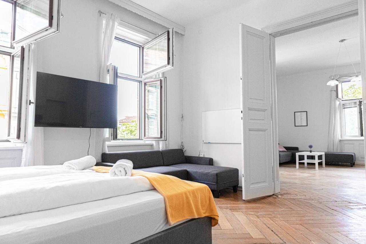 4 Great Apartment Akh - Ideal For Groups Of 19 Wien Eksteriør billede